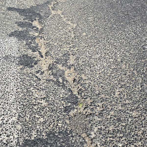 deterioro del asfalto en soller